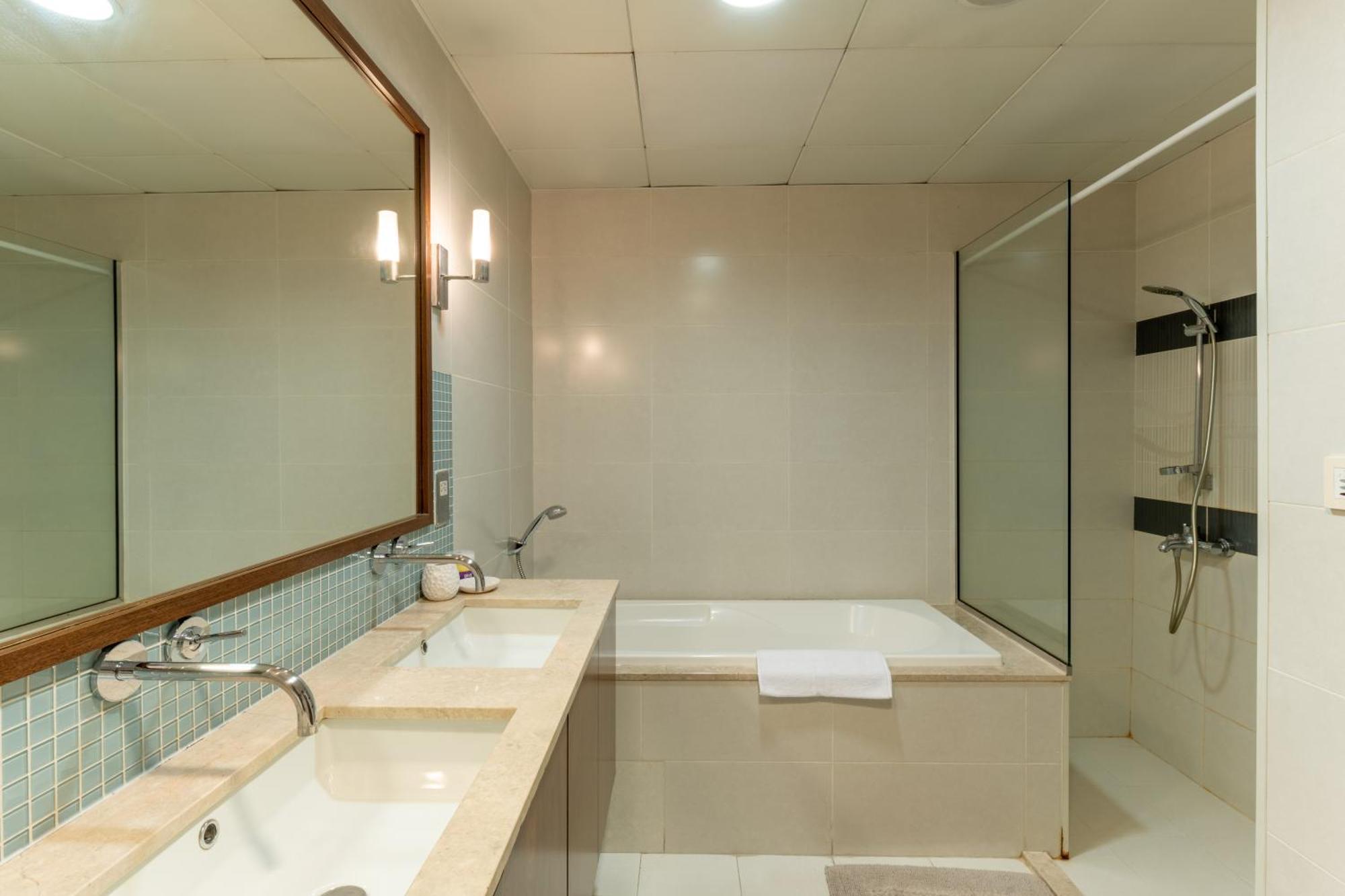 Oceana Residences - Palm Jumeirah - 3br - Sea View - Access *