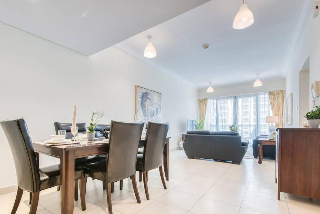 Lovely 1 Bedroom For Vacations Appartement Dubaï