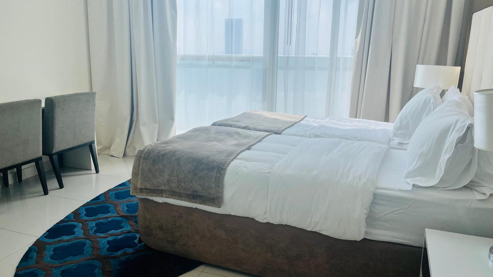 Walking Distance To Mall Full Burj Khalifa View And Fountain View New Year Full Fireworks View 2br Hotel 5*