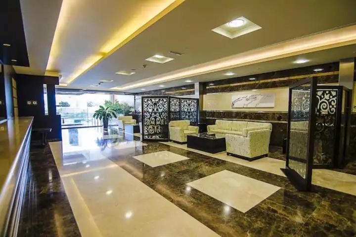 Stunning 1 Bedroom In Marina Appartement
