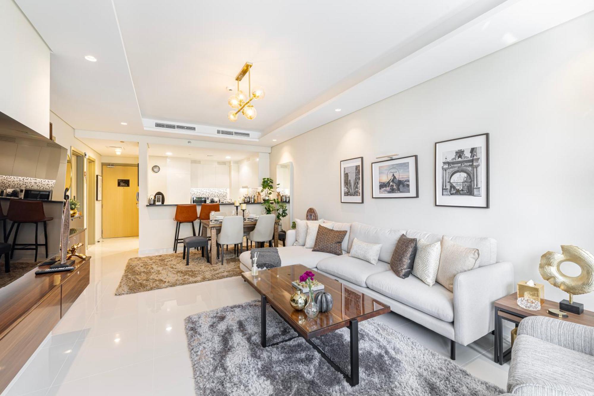 Сasa de vacaciones Stylish 2br At Paramount Midtown Dubái