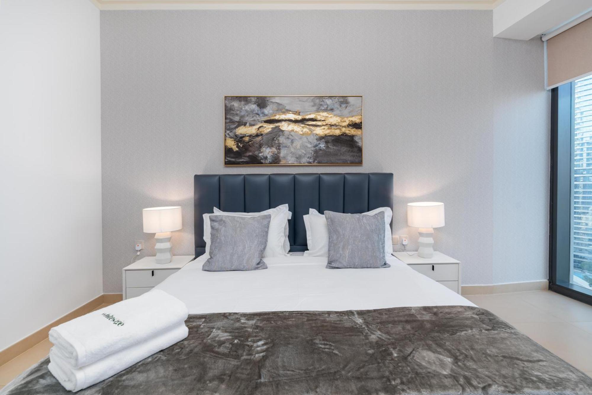 Apartemen Whitesage - Unbeatable Views Of Burj Khalifa In This Huge 3br *
