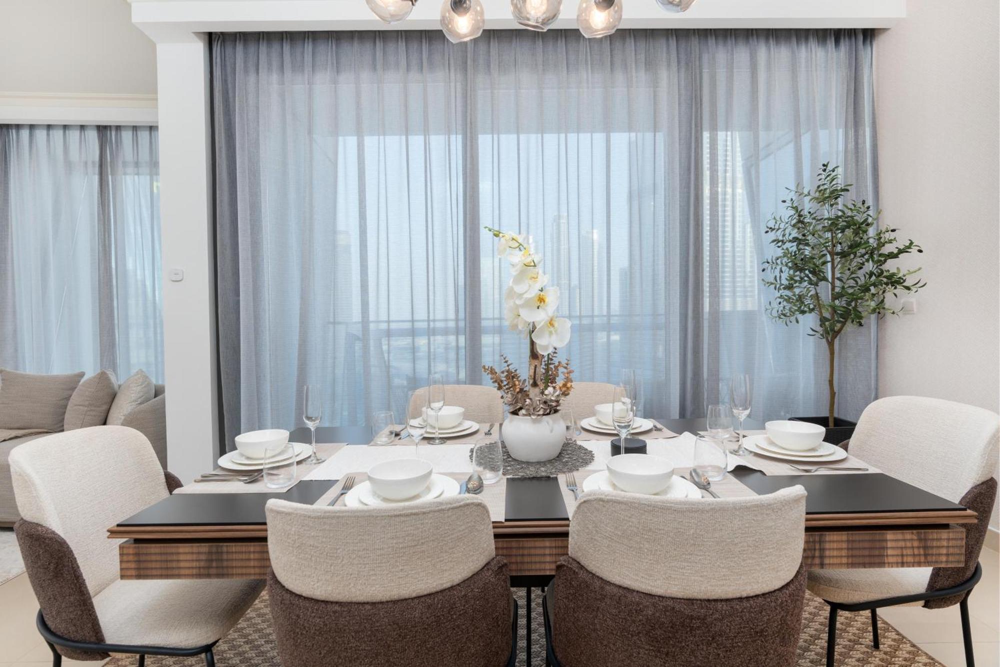 Whitesage - Unbeatable Views Of Burj Khalifa In This Huge 3br * Dubai