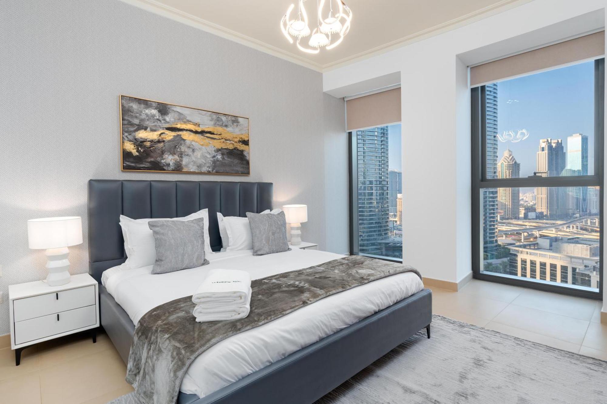 Whitesage - Unbeatable Views Of Burj Khalifa In This Huge 3br Apartemen *
