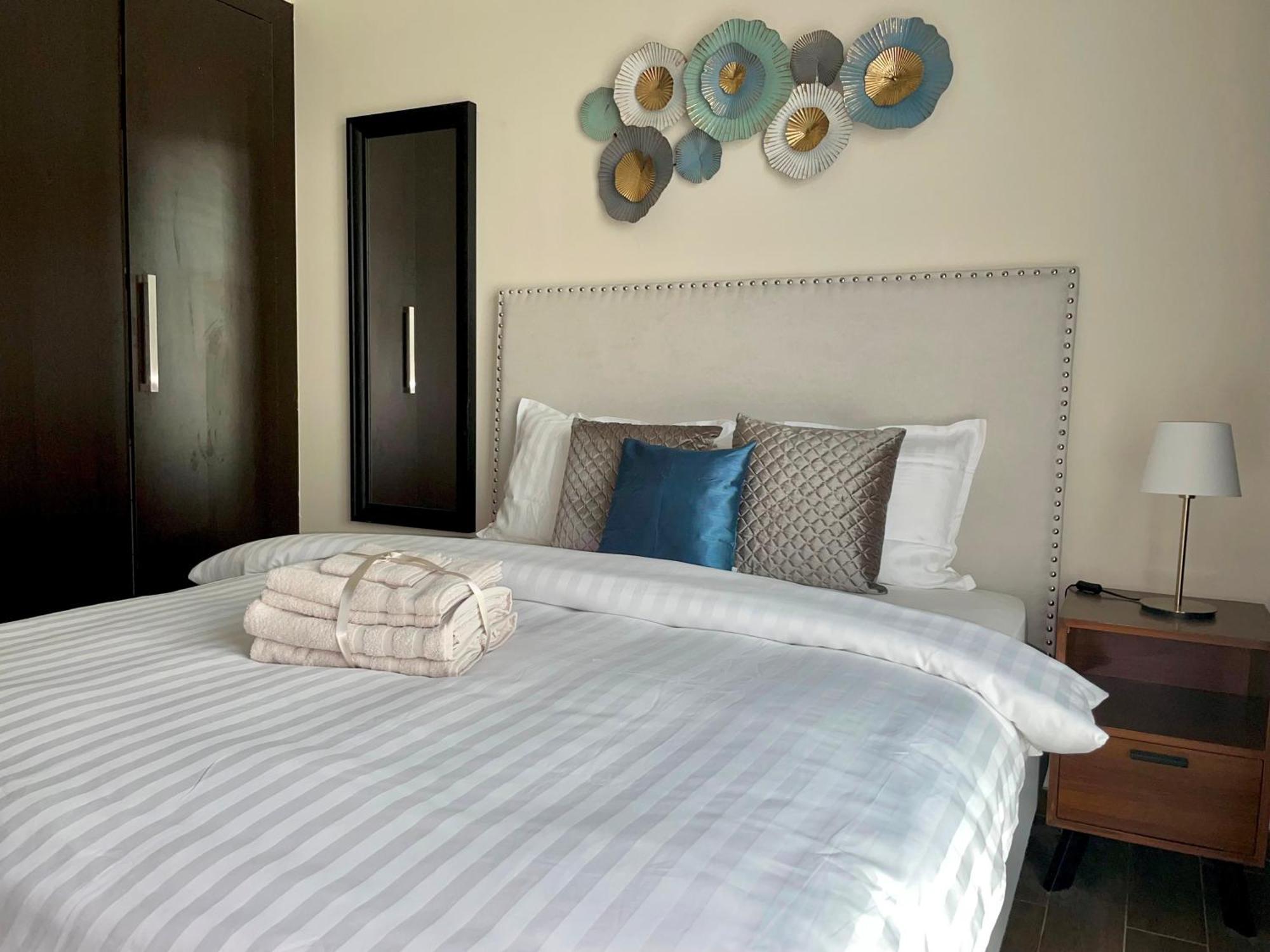 Elite Lux Homes - Two Bedroom Direct Metro Access In Al Furjan, Apartment Dubai