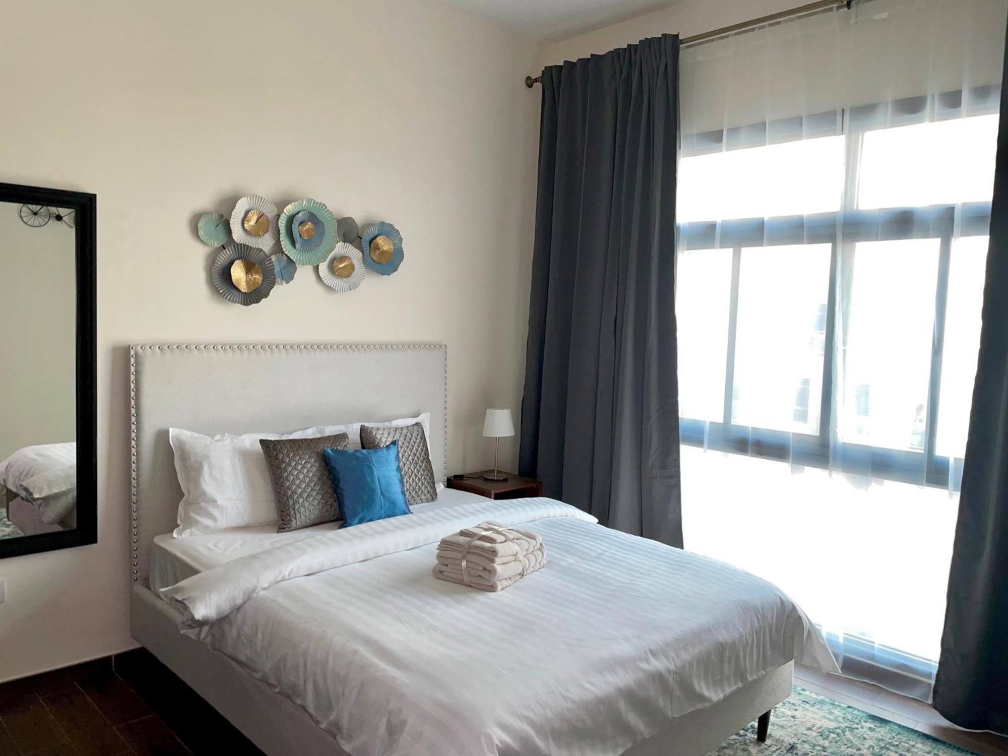 Apartment Elite Lux Homes - Two Bedroom Direct Metro Access In Al Furjan, Dubai