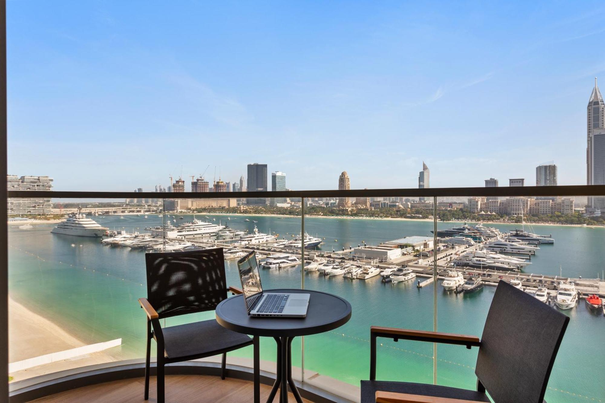 Appartement Luxurious Living In The Heart Of Emaar Beachfront Dubaï