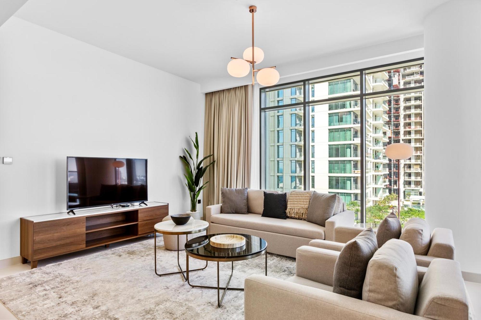 Luxurious Living In The Heart Of Emaar Beachfront Dubaï