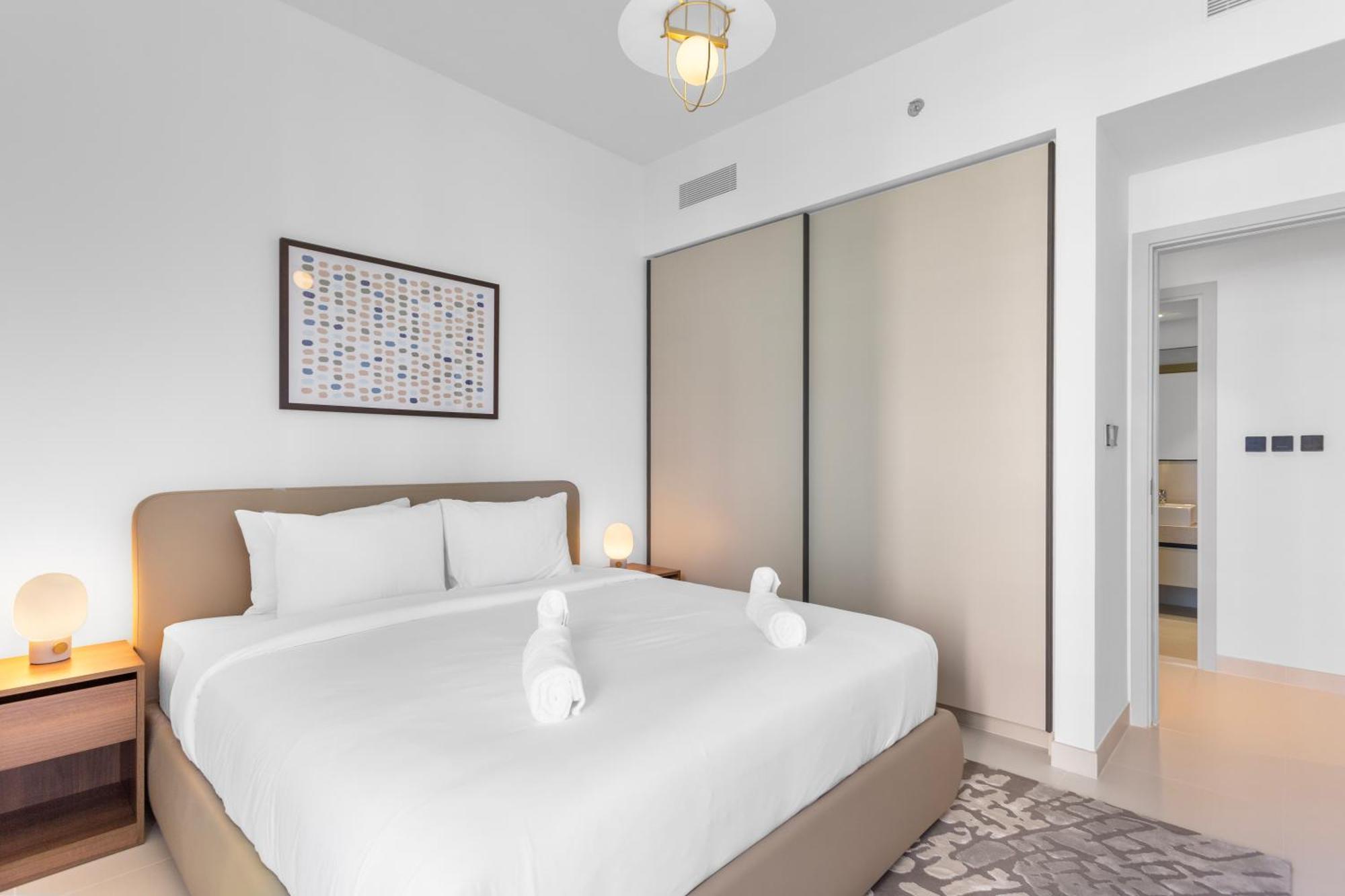 Luxurious Living In The Heart Of Emaar Beachfront Appartement Dubaï