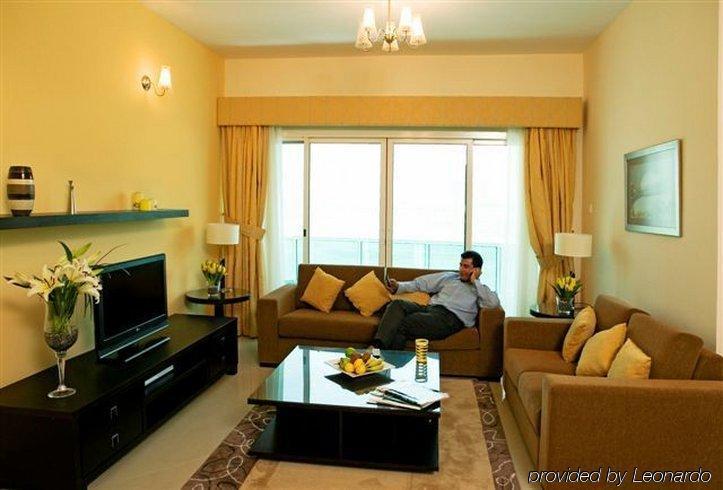 Time Topaz Aparthotel 3*