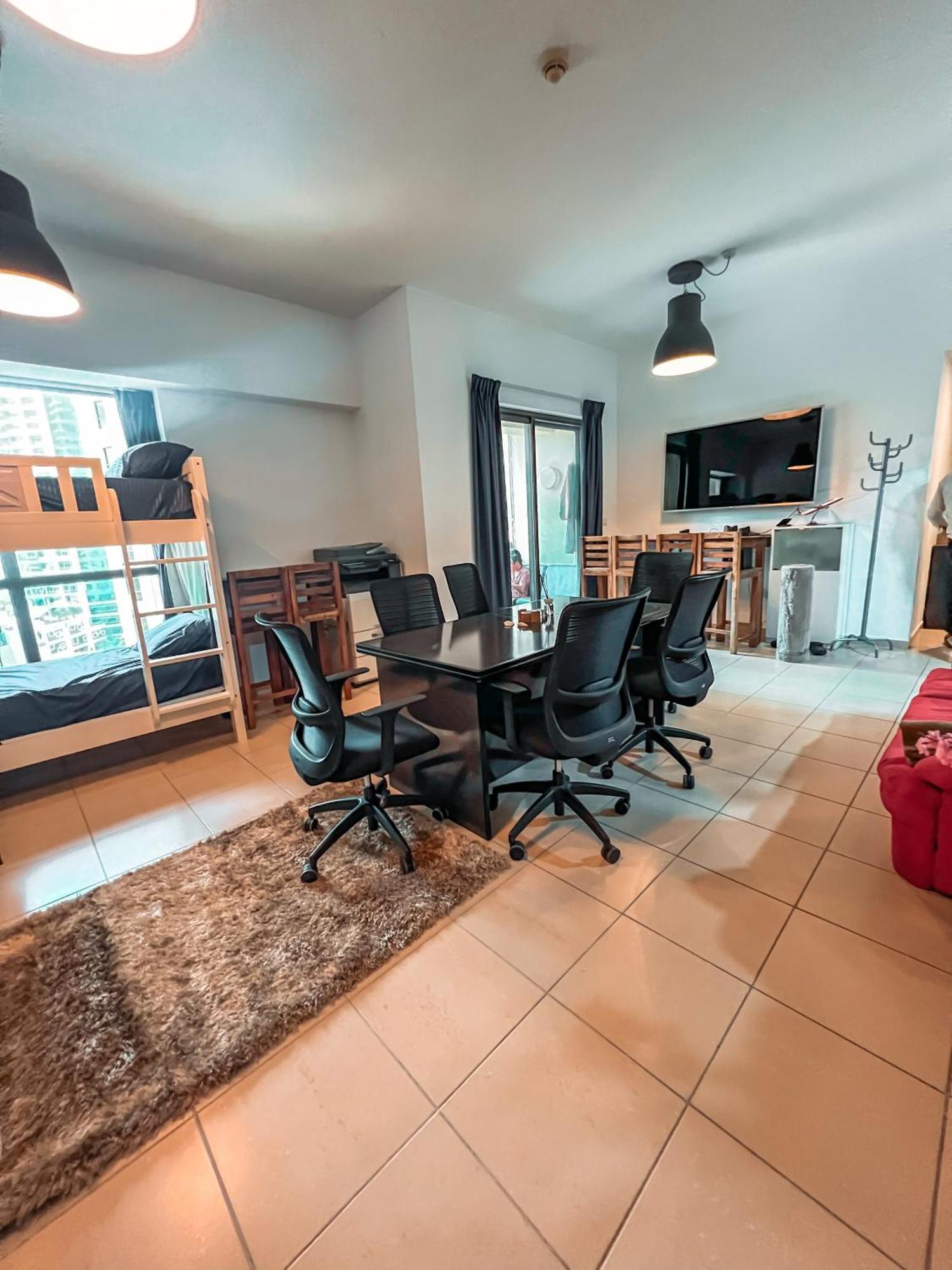 Hostal Urban Panda Sadaf Jbr Dubái