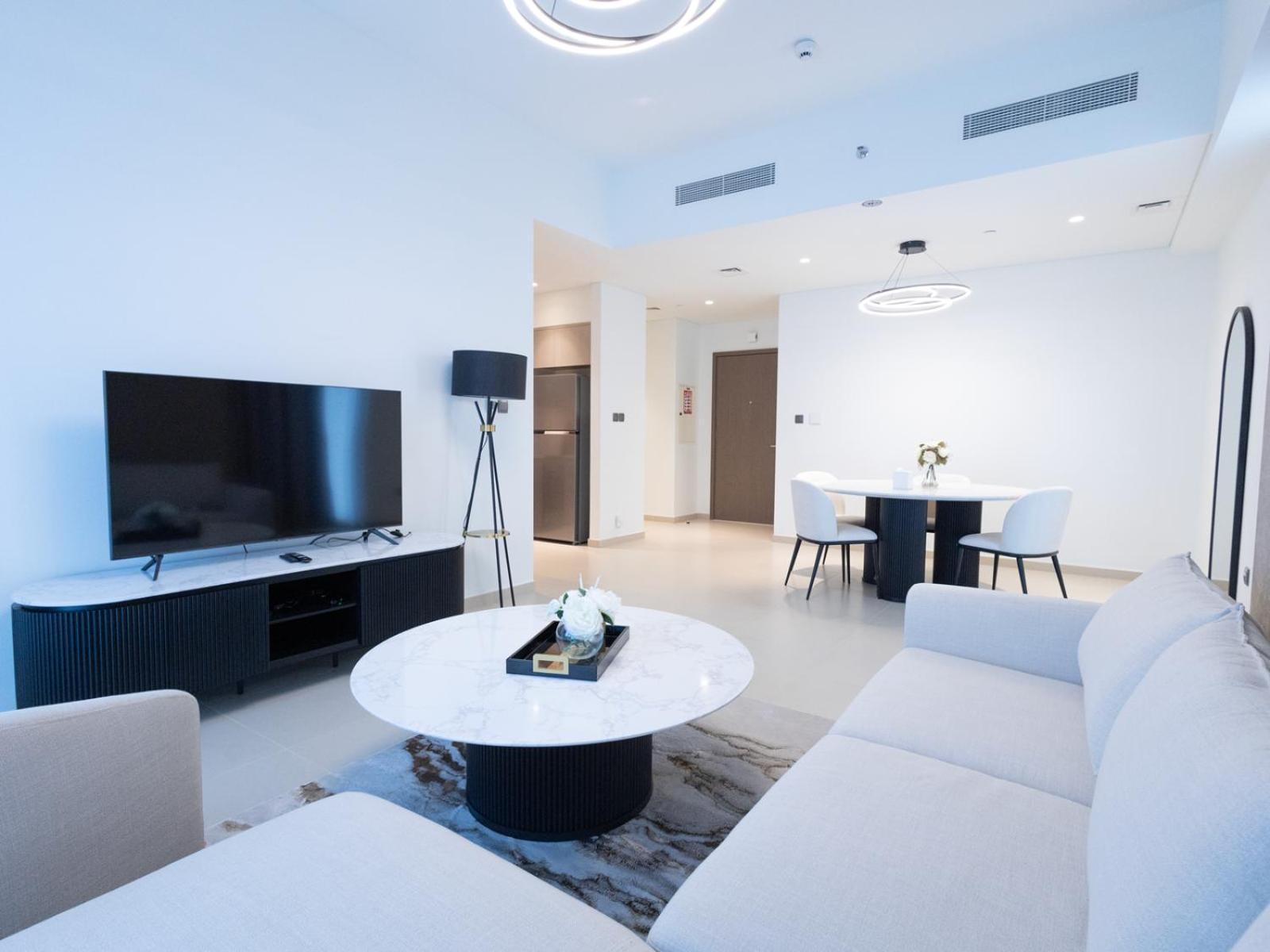 Apartament Mh - Burj View - Act Tower -2br - Ref401