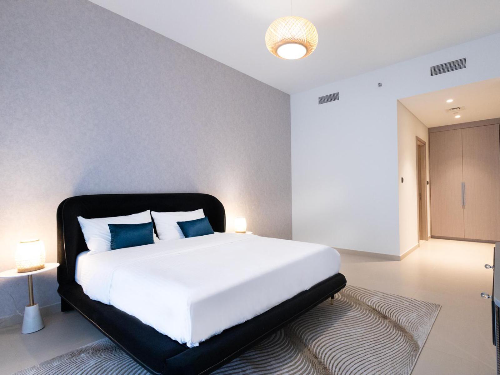 Mh - Burj View - Act Tower -2br - Ref401 Apartament