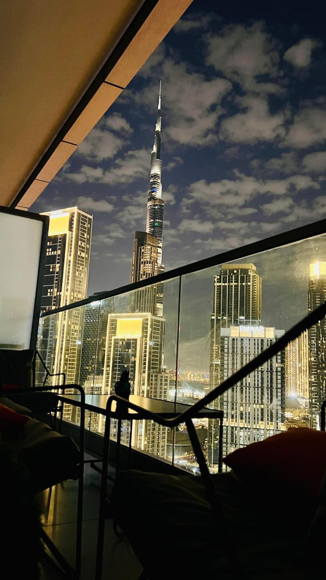 Full Burj Khalifa View Lux 2bedroom With Rooftop Pool Location In Paramount Midtown Appartement Dubai