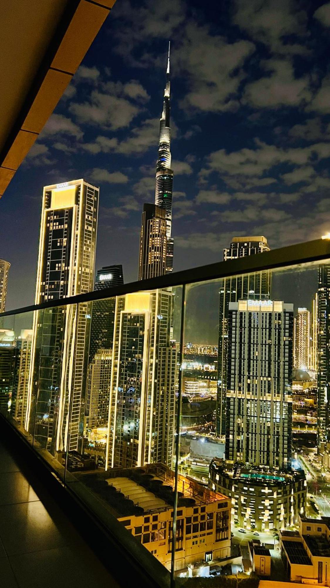 Full Burj Khalifa View Lux 2bedroom With Rooftop Pool Location In Paramount Midtown Appartement