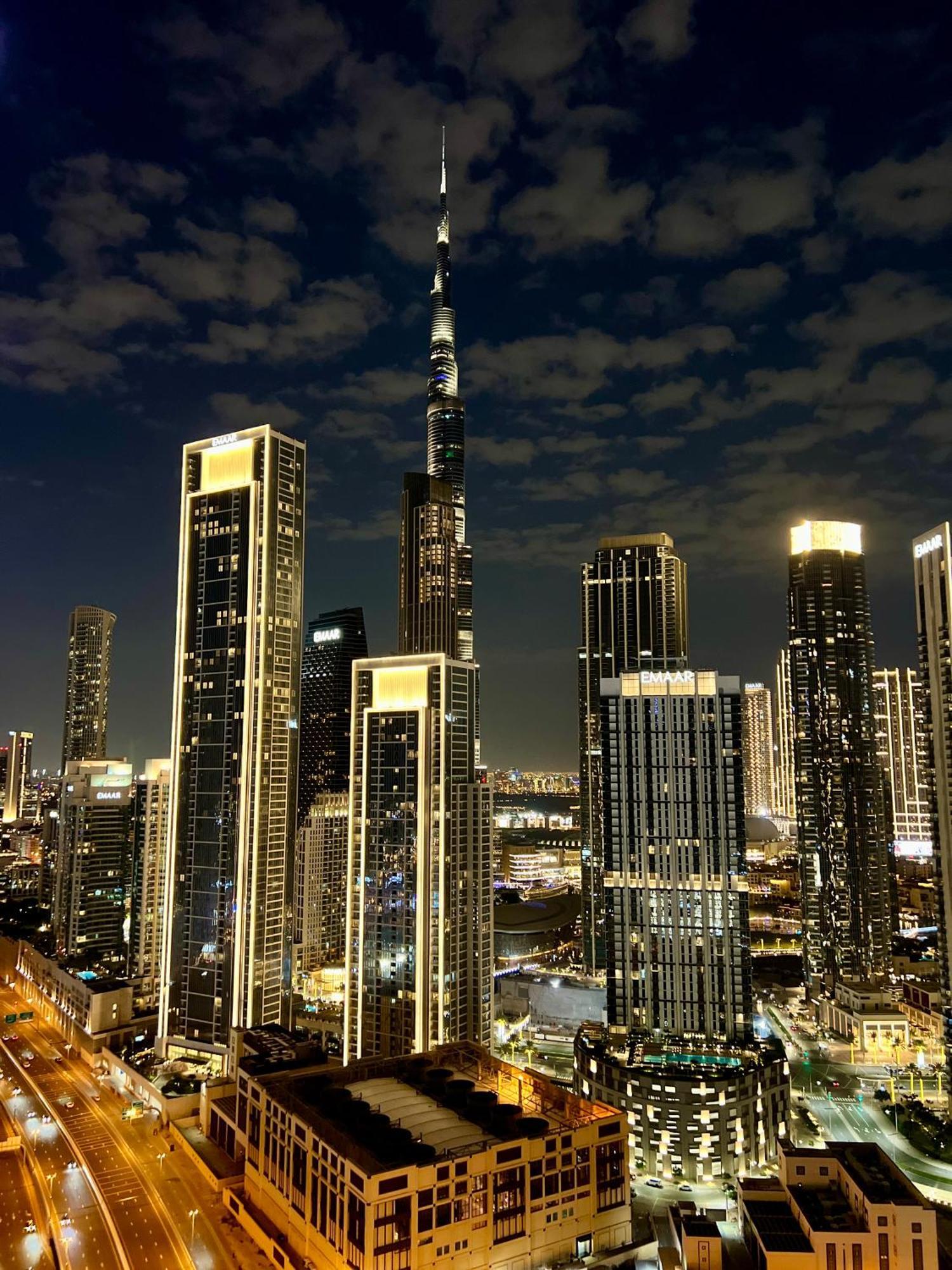 Appartement Full Burj Khalifa View Lux 2bedroom With Rooftop Pool Location In Paramount Midtown