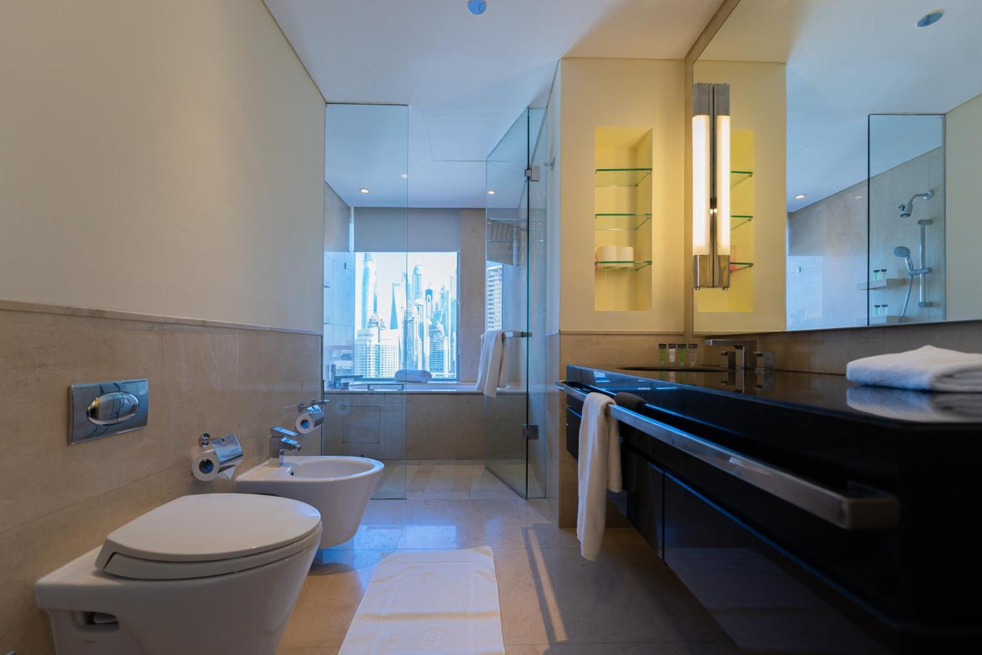 Spacious, Modern In Marina Dubai