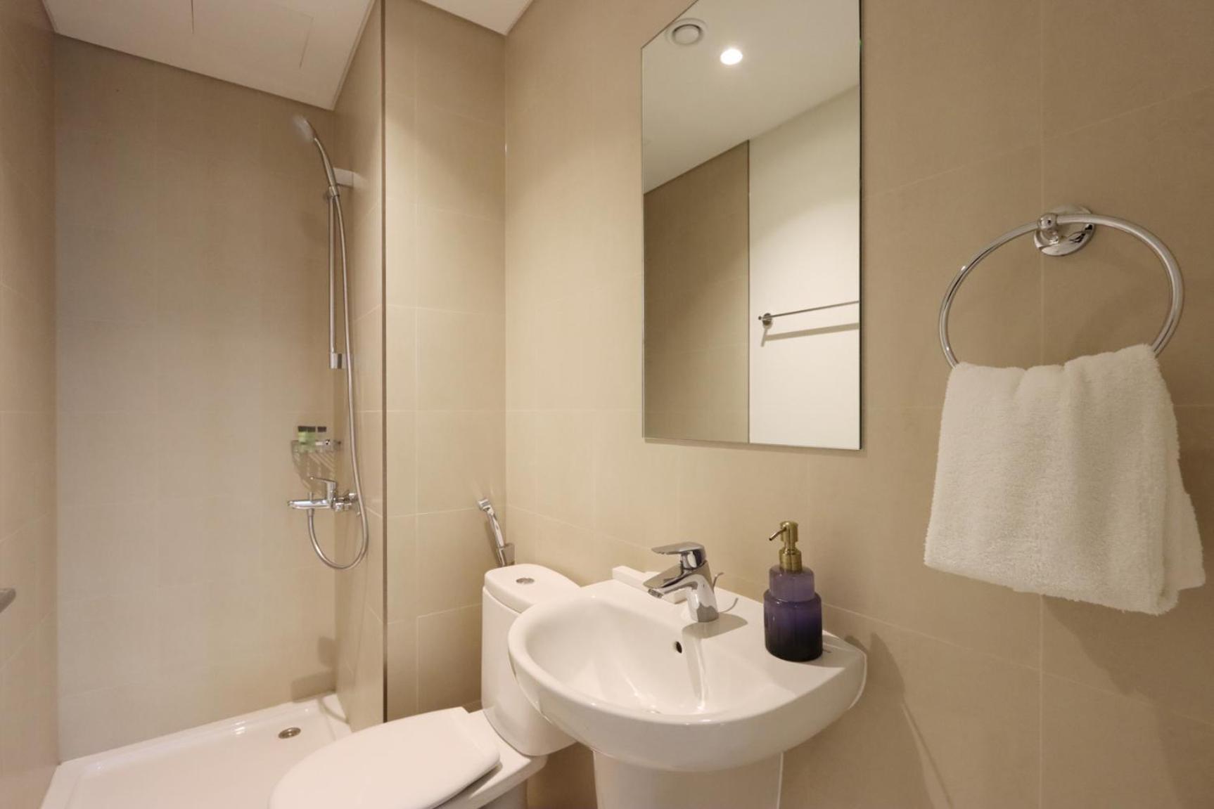 Livbnb - Elegant 3+1 W/ Burj View, Near Mall Appartement