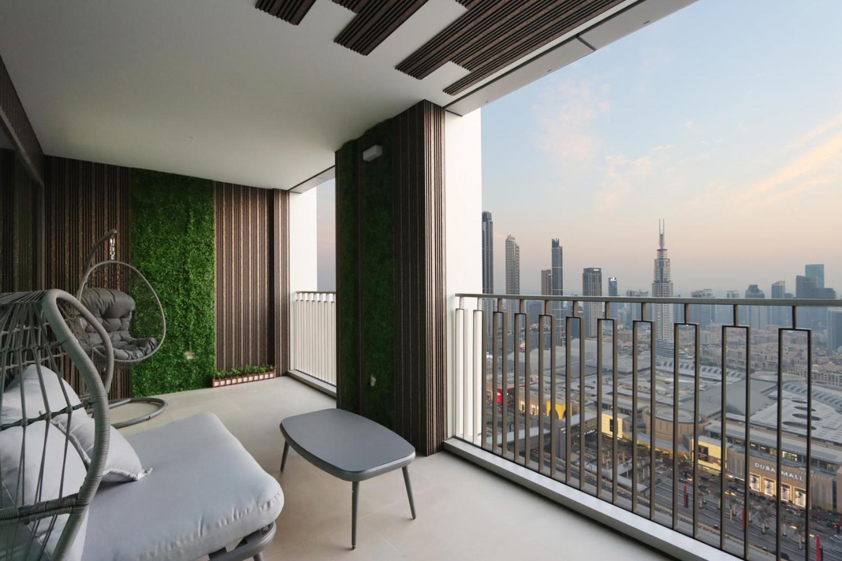 Livbnb - Elegant 3+1 W/ Burj View, Near Mall Dubaï