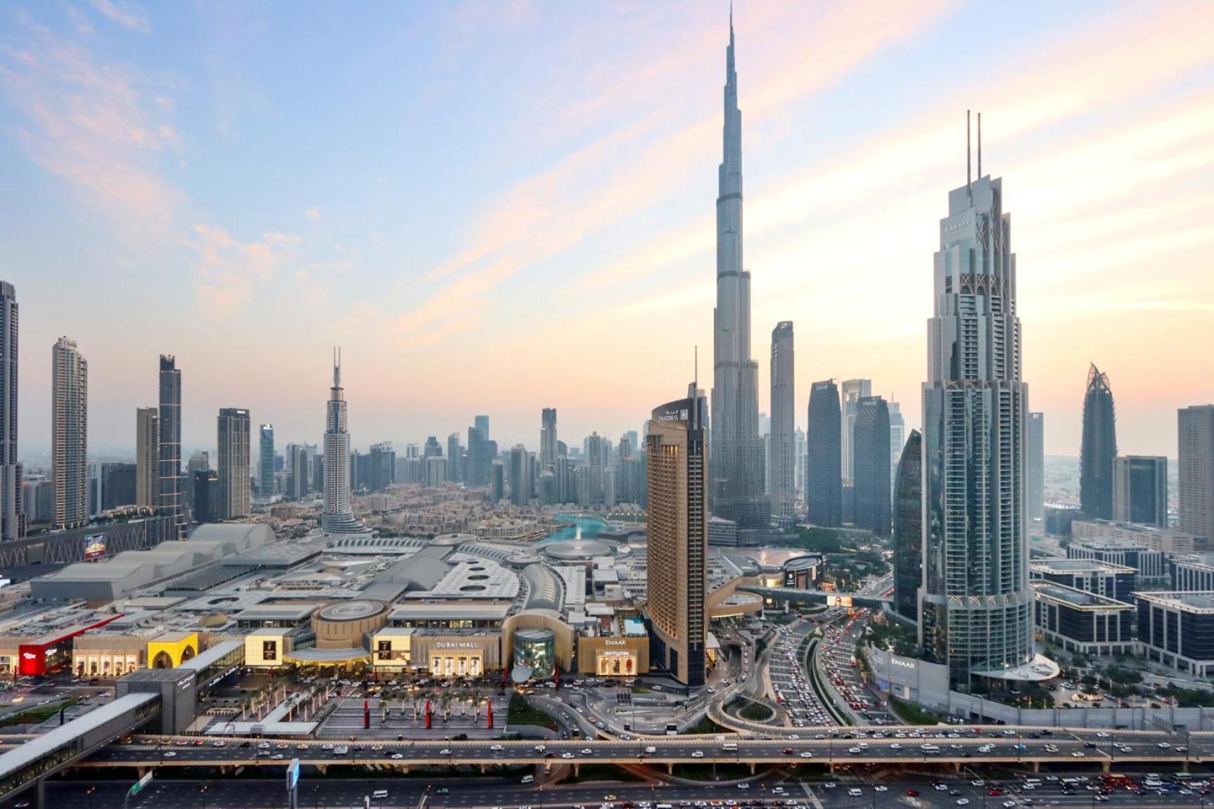 Appartement Livbnb - Elegant 3+1 W/ Burj View, Near Mall