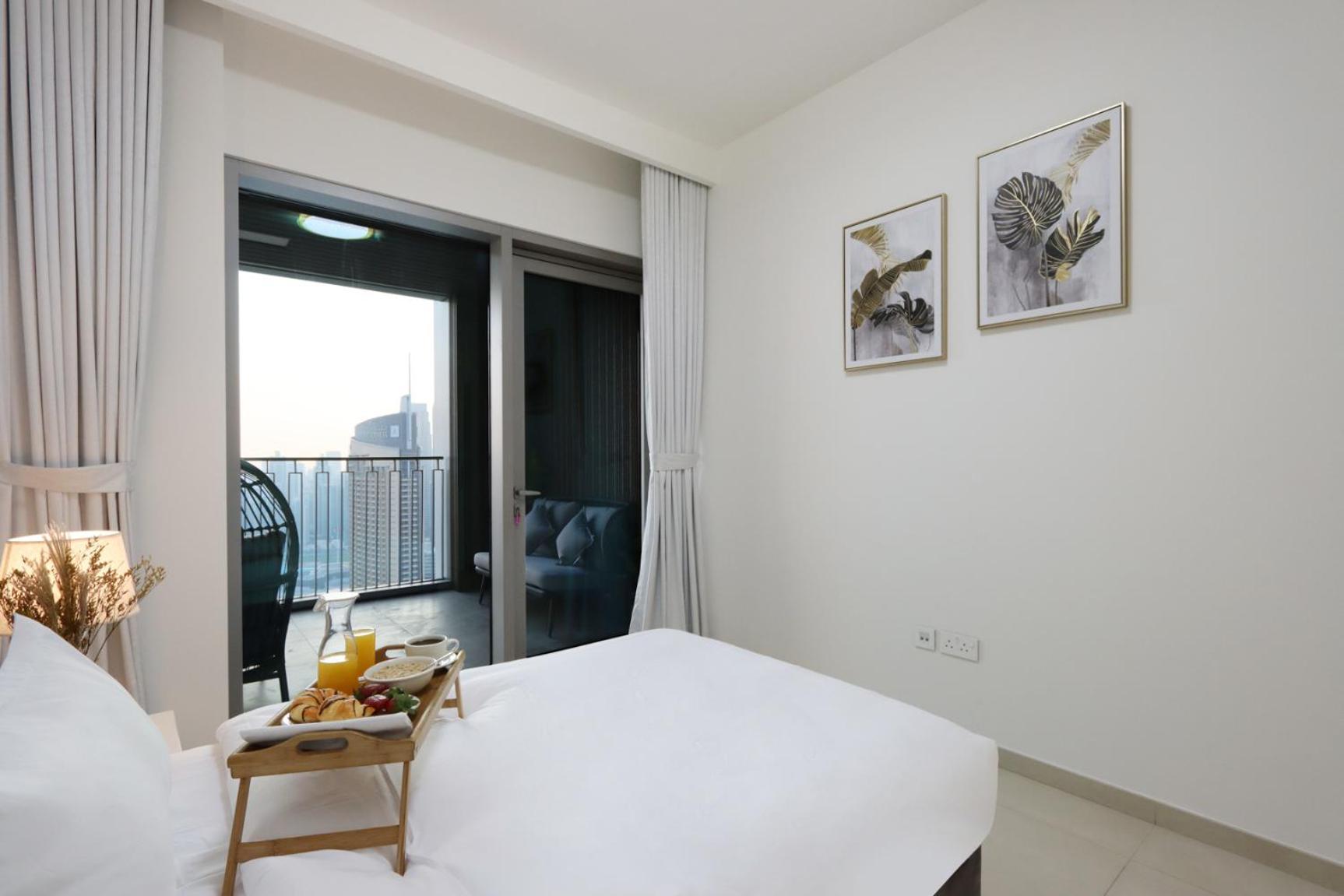 Livbnb - Elegant 3+1 W/ Burj View, Near Mall Dubaï