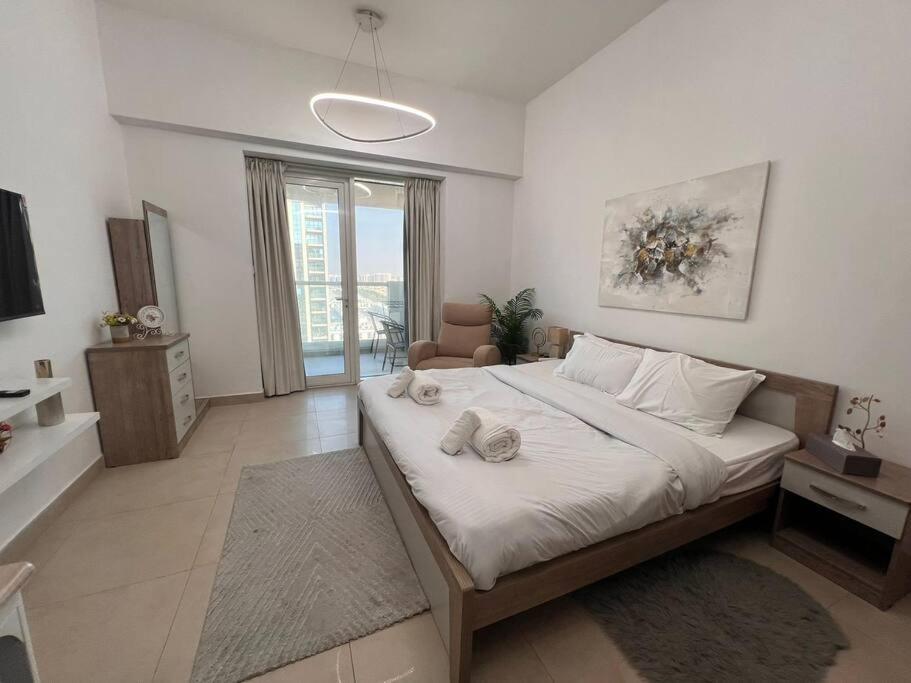 Appartement Vaya -modern Studio In Azizi Farishta - Al Furjan *
