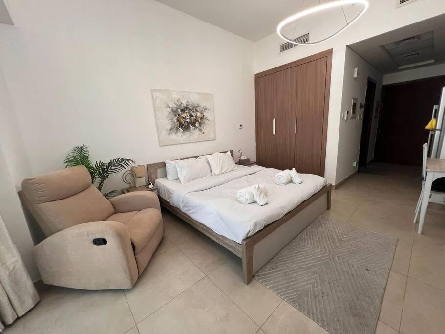 Appartement Vaya -modern Studio In Azizi Farishta - Al Furjan Dubaï