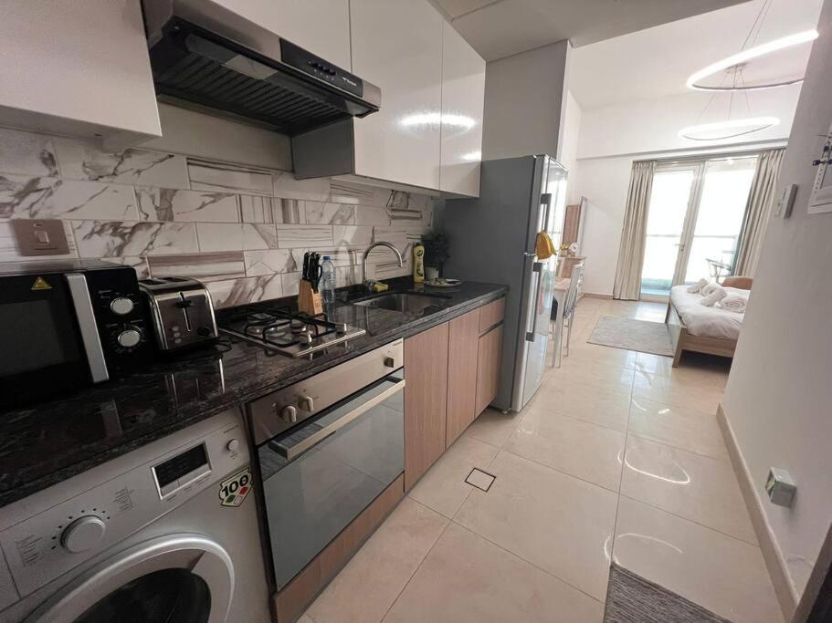 Vaya -modern Studio In Azizi Farishta - Al Furjan Appartement