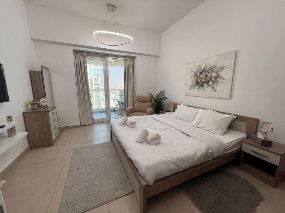 Appartement Vaya -modern Studio In Azizi Farishta - Al Furjan Dubaï