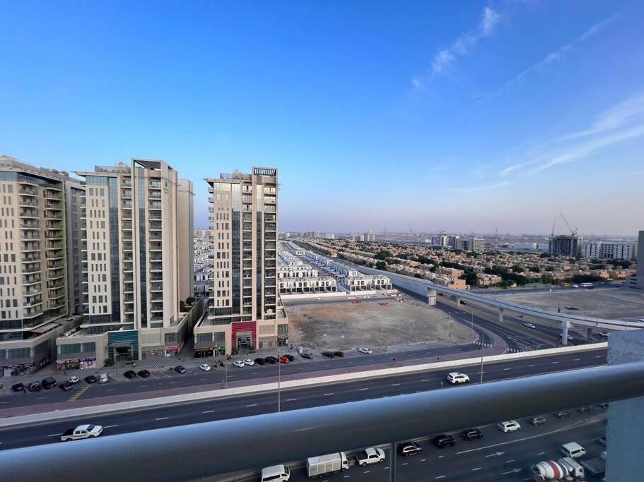 Vaya -modern Studio In Azizi Farishta - Al Furjan Appartement
