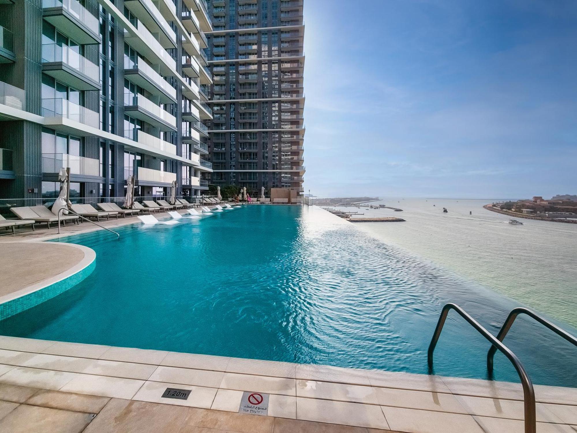Marina Vista 1bd With Access In Beachfront Appartement Dubaï