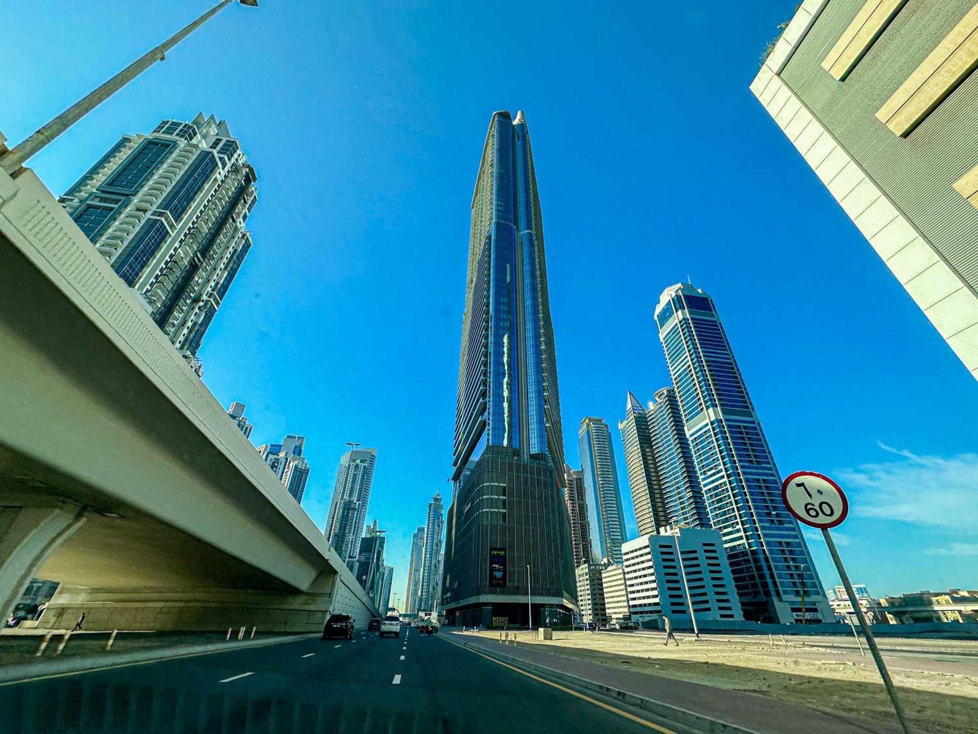 Appartement Full Burj Khalifa View Lux 2bedroom With Rooftop Pool Location In Paramount Midtown