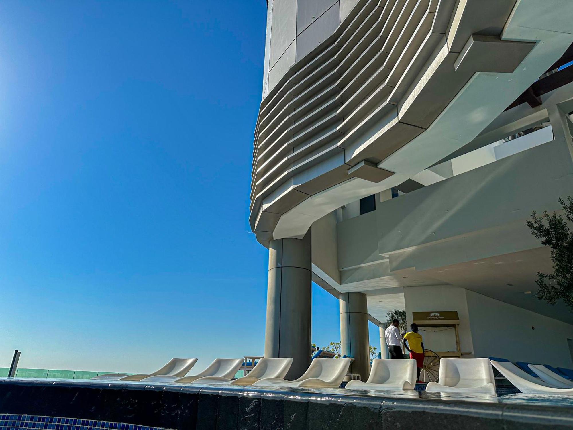 Full Burj Khalifa View Lux 2bedroom With Rooftop Pool Location In Paramount Midtown Appartement Dubai