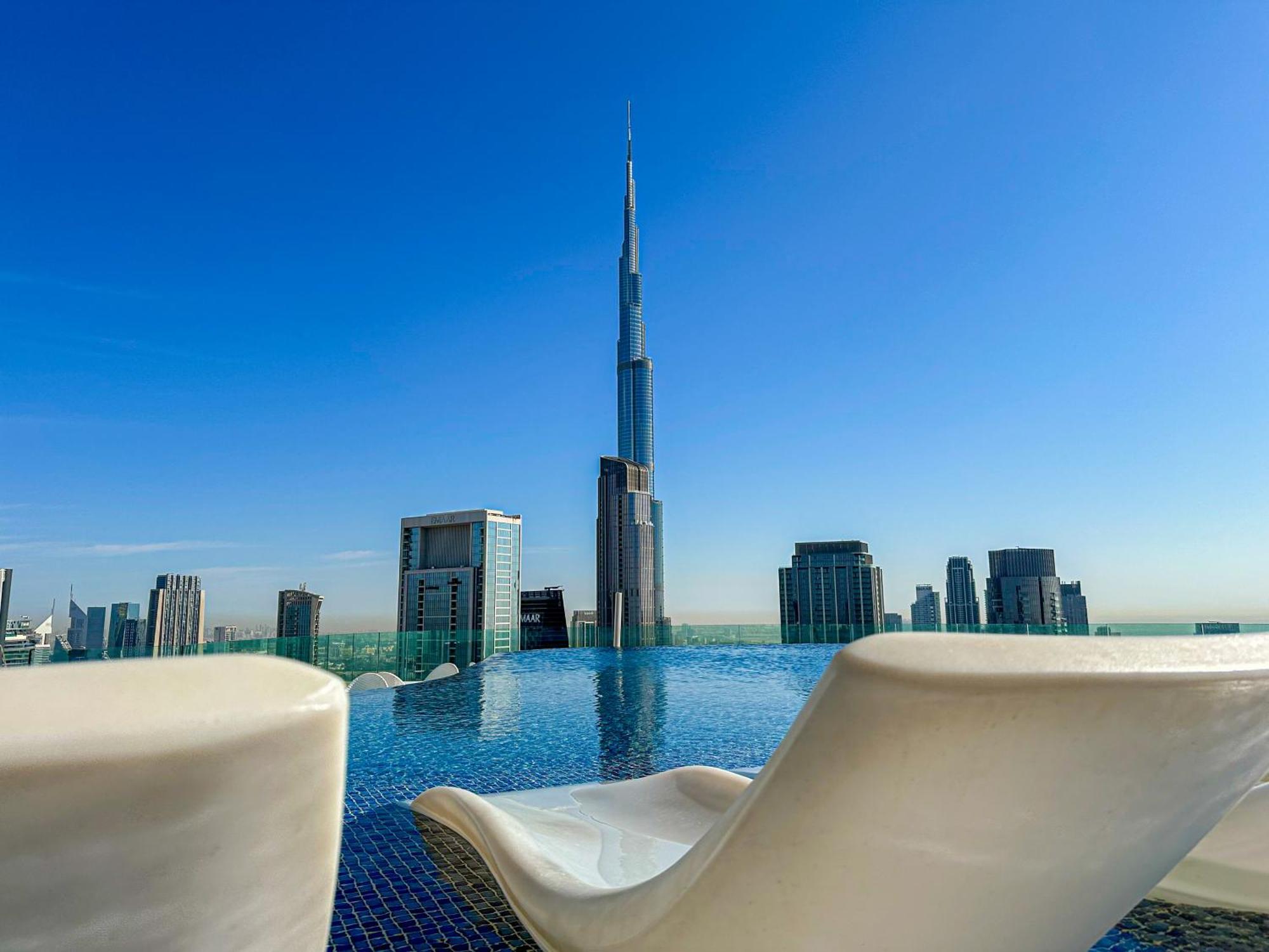 Full Burj Khalifa View Lux 2bedroom With Rooftop Pool Location In Paramount Midtown Appartement Dubai