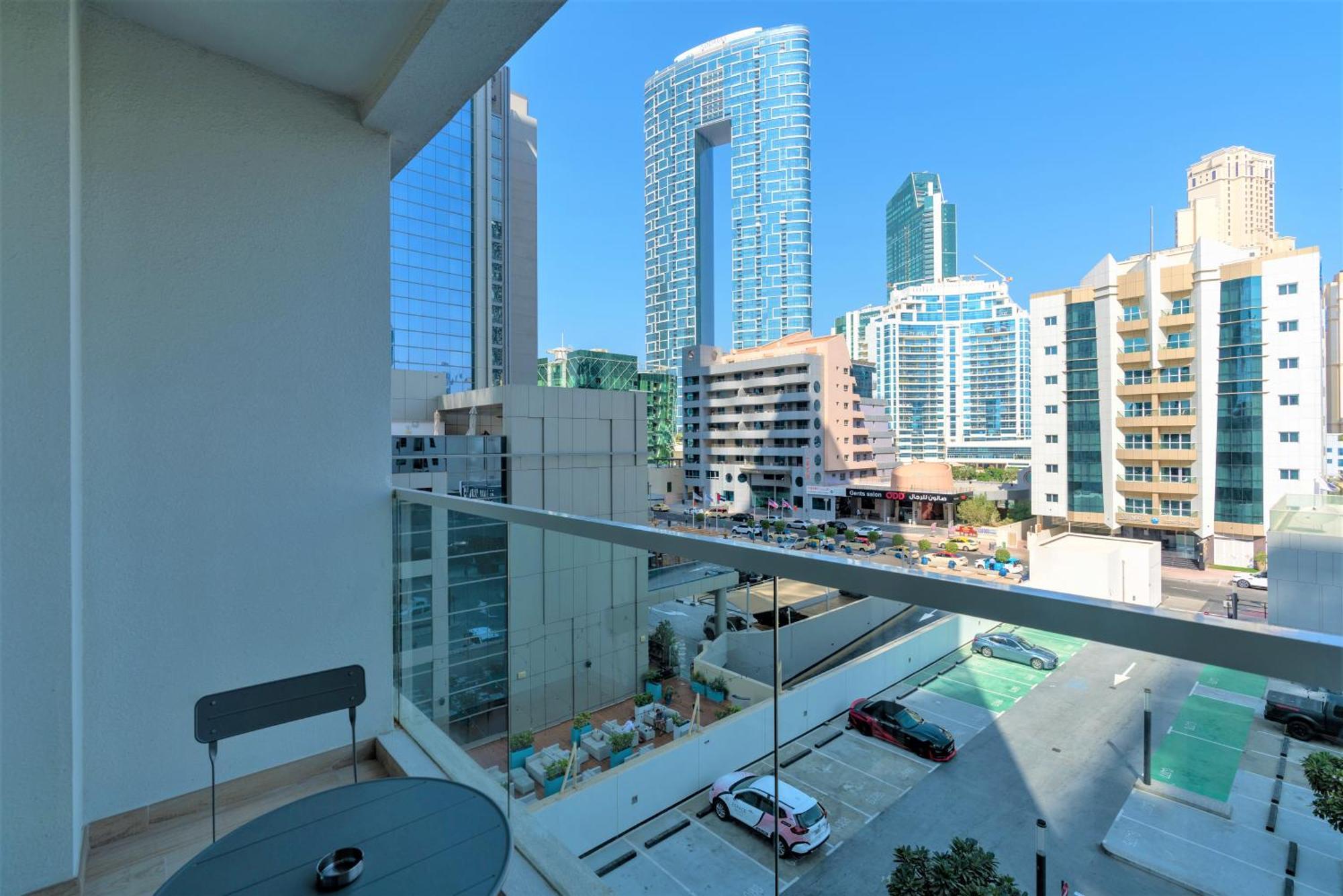 Appartement Stunning With Balcony & Marina View Dubaï