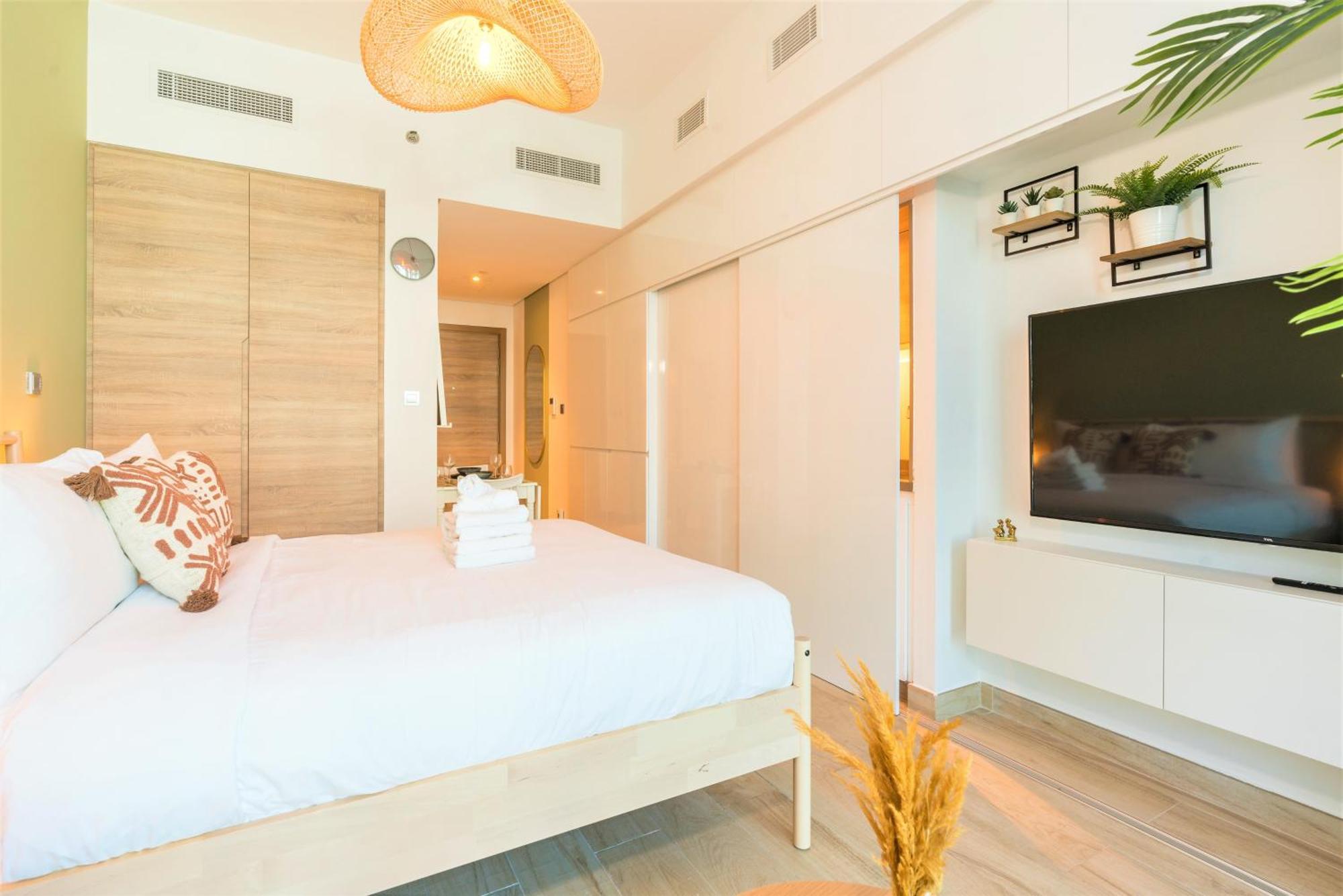 Appartement Stunning With Balcony & Marina View