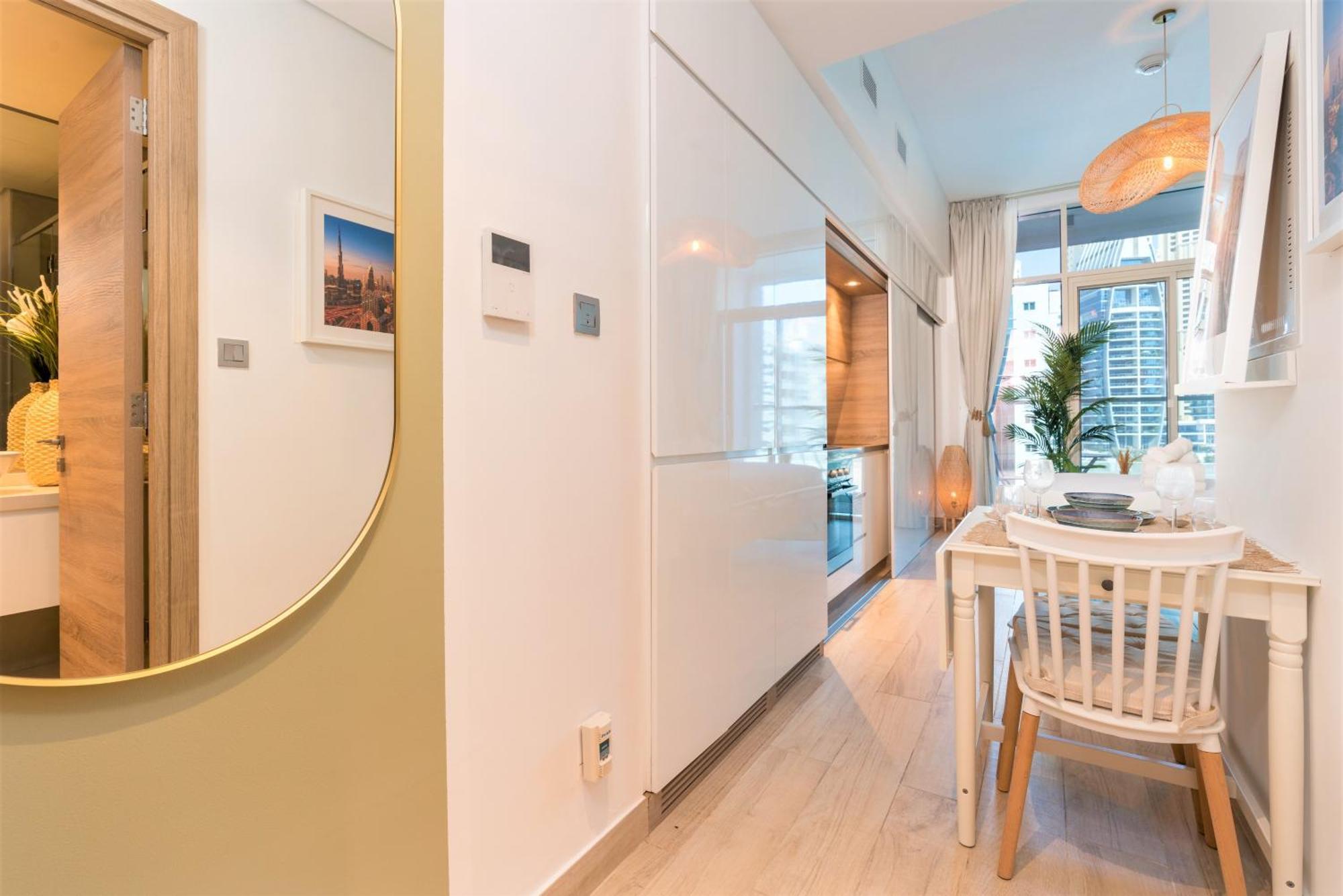Stunning With Balcony & Marina View Dubaï