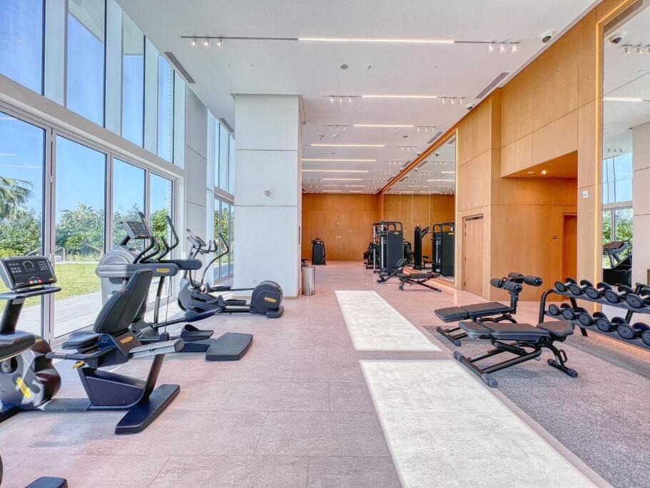 Apartemen Delightful 1br In Jbr With Access Dubai