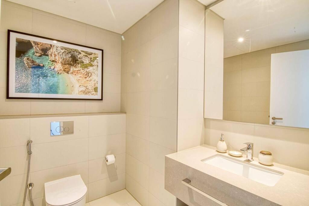 Stunning 2br With Sea And Ain View At Jbr Apartament