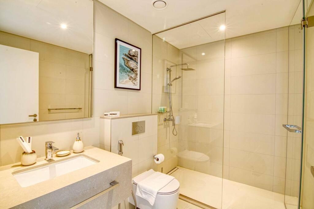 Apartament Stunning 2br With Sea And Ain View At Jbr *