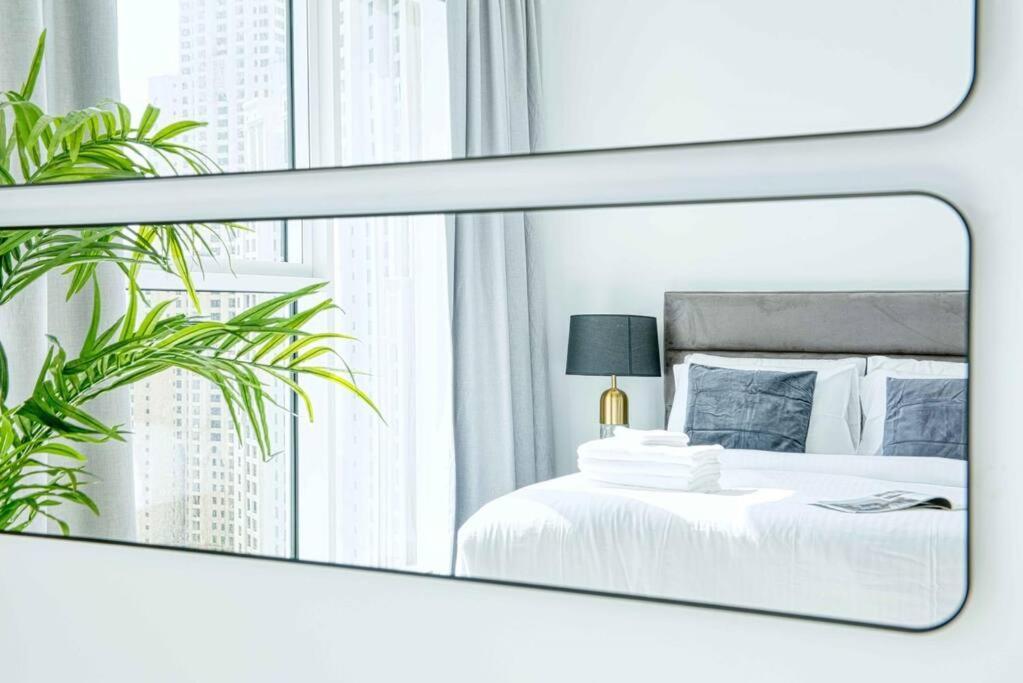 Apartament Stunning 2br With Sea And Ain View At Jbr *