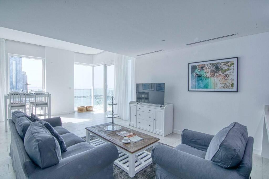 Apartament Stunning 2br With Sea And Ain View At Jbr Dubai