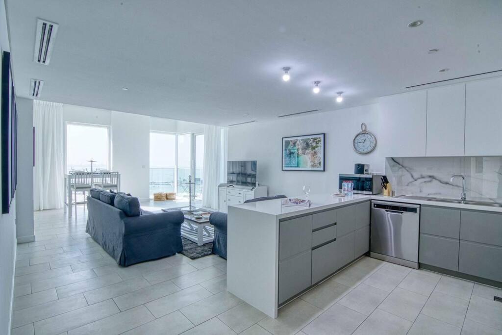 Apartament Stunning 2br With Sea And Ain View At Jbr *