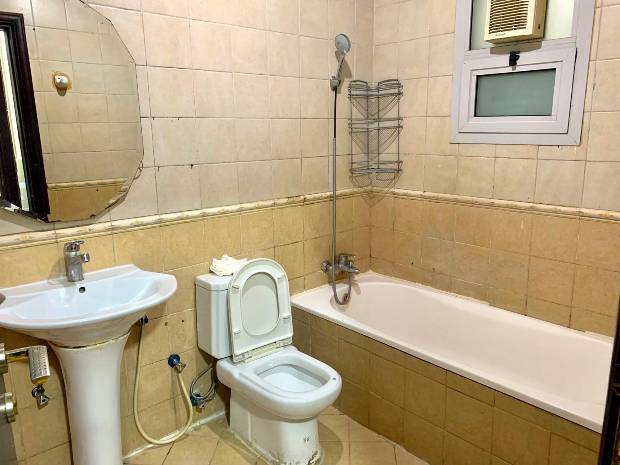 Hostal Falcon Living *