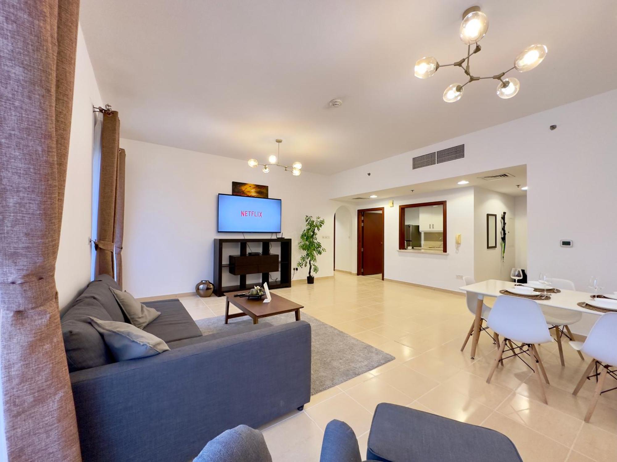 Dar Vacation - Great Spacious 2br In Jumeirah Lejlighed *