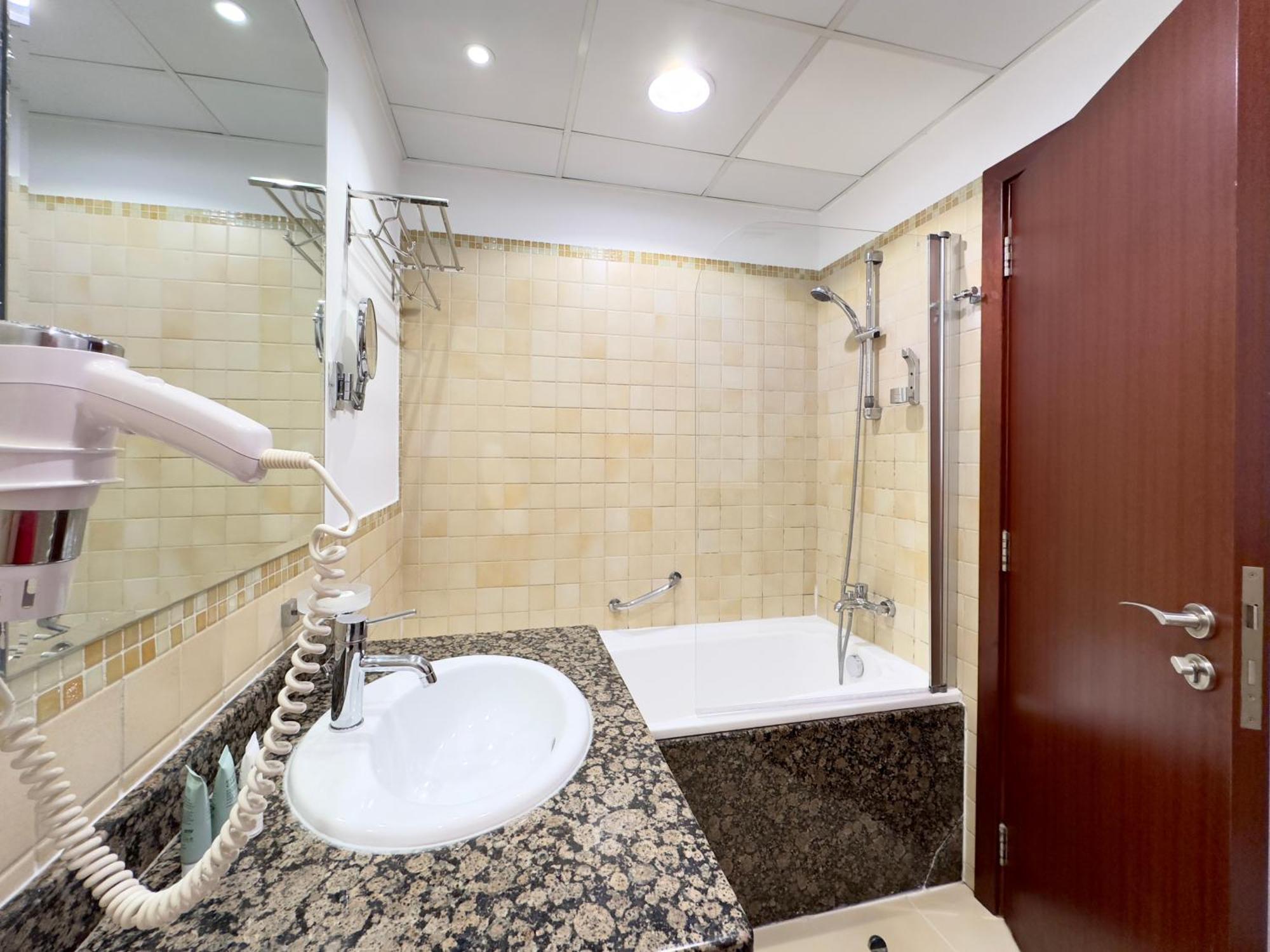 Dar Vacation - Great Spacious 2br In Jumeirah Lejlighed