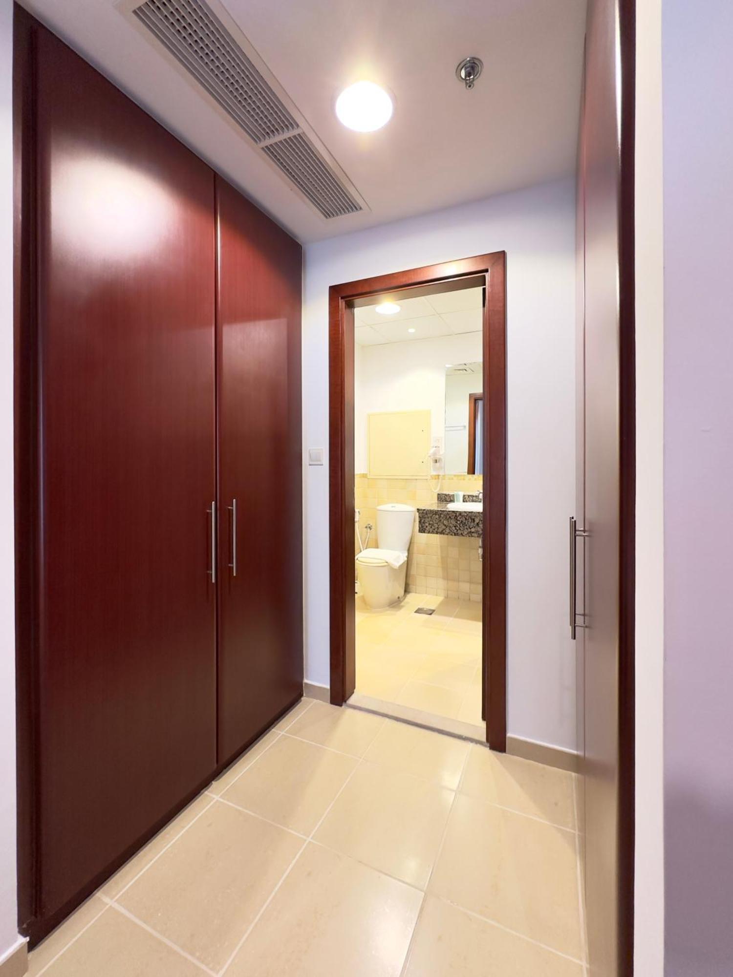 Dar Vacation - Great Spacious 2br In Jumeirah Lejlighed