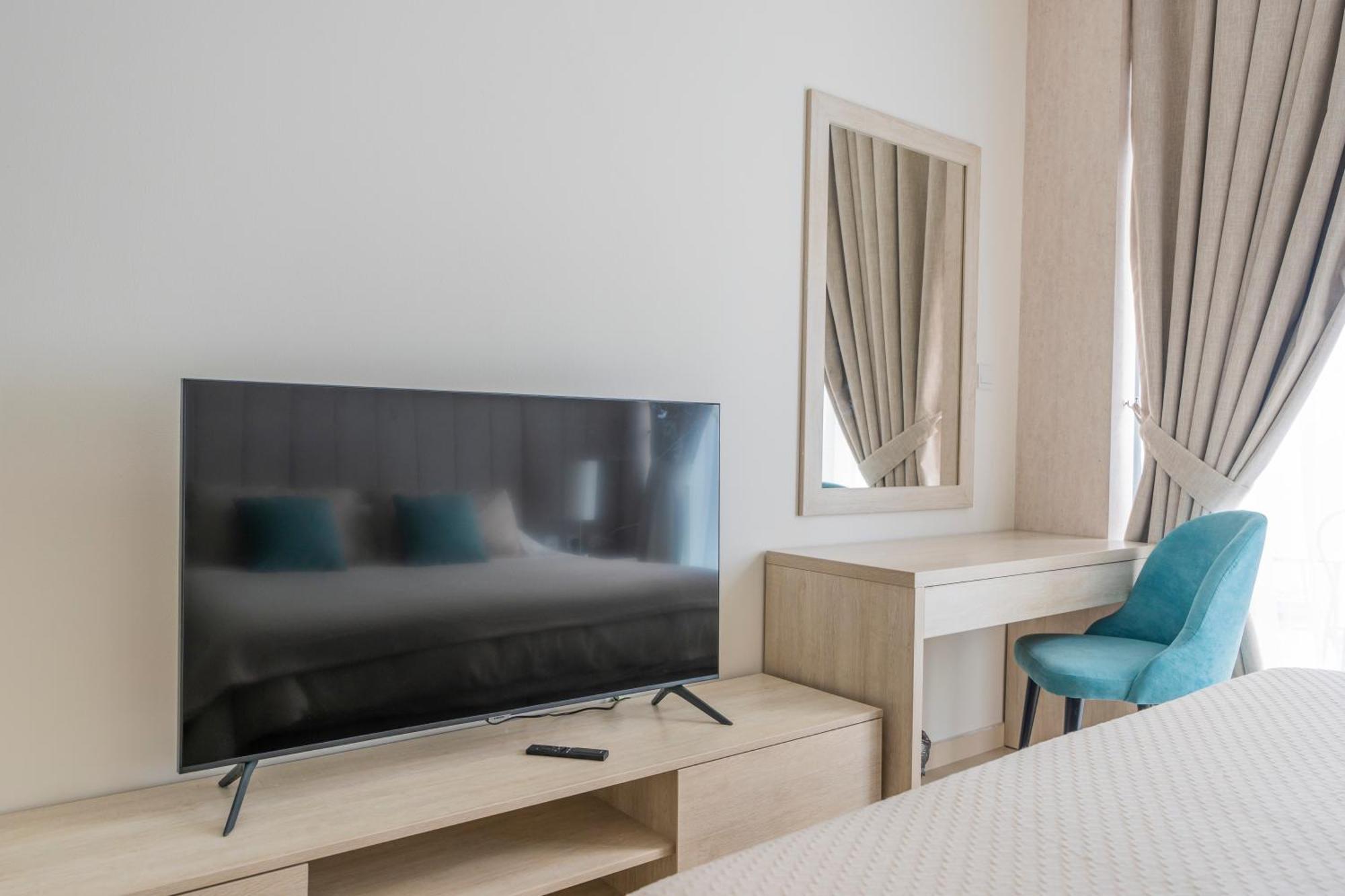 With Pool And Private Access On Palm Jumeirah Apartamento Dubái
