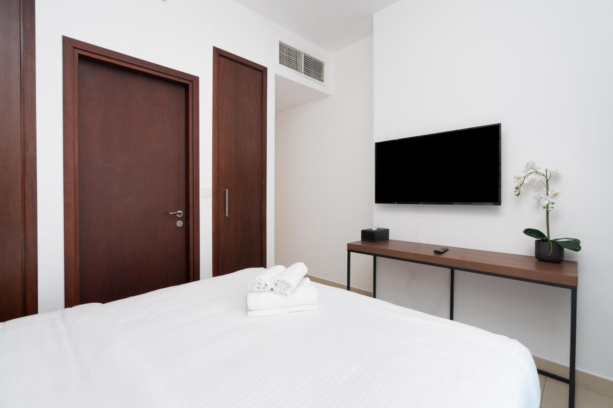 Luxury 2Br Downtown Apt With Burj Khalifa Views * Dubái