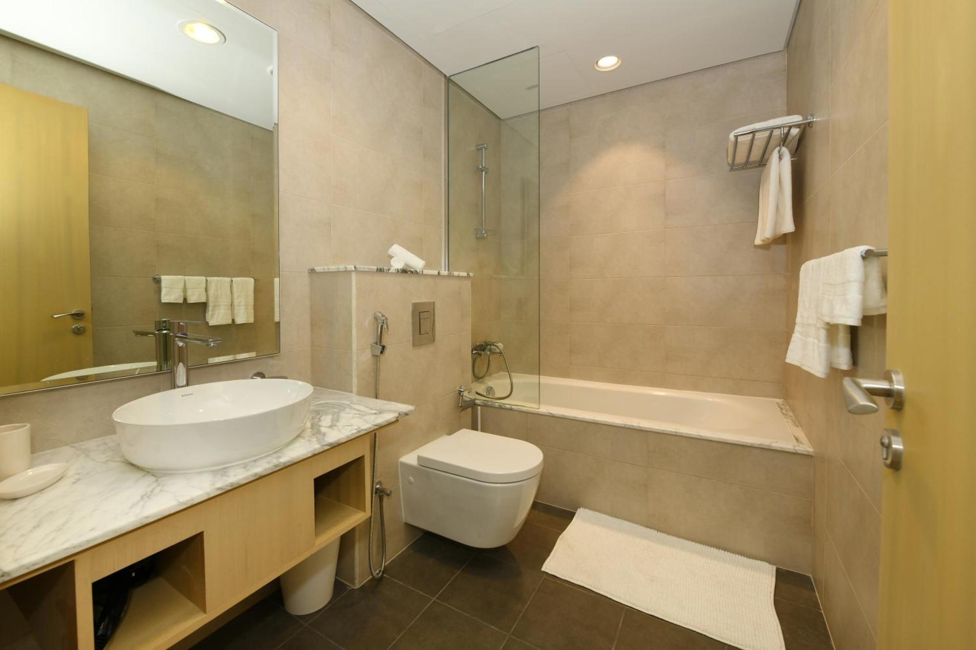 Apartamento Skyline Serenity 2br Haven